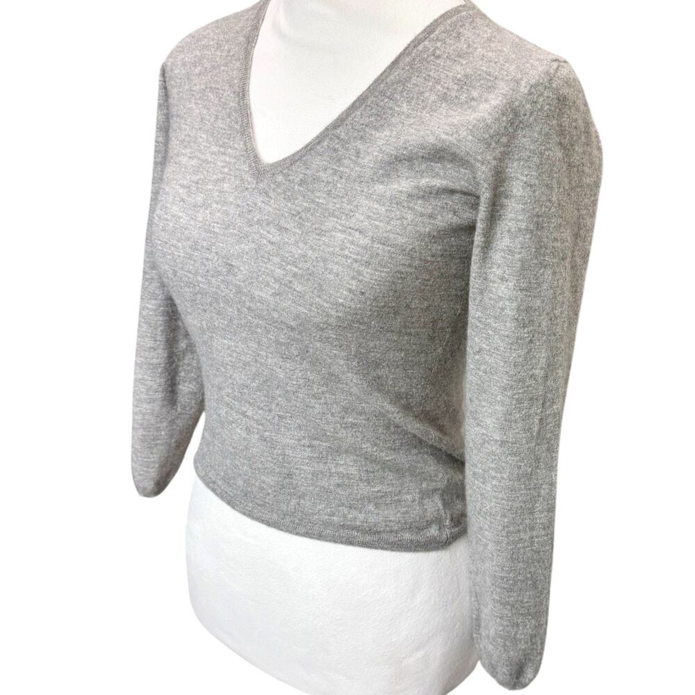 Brunello Cucinelli Grey Cashmere V Neck Fitted Sweater M